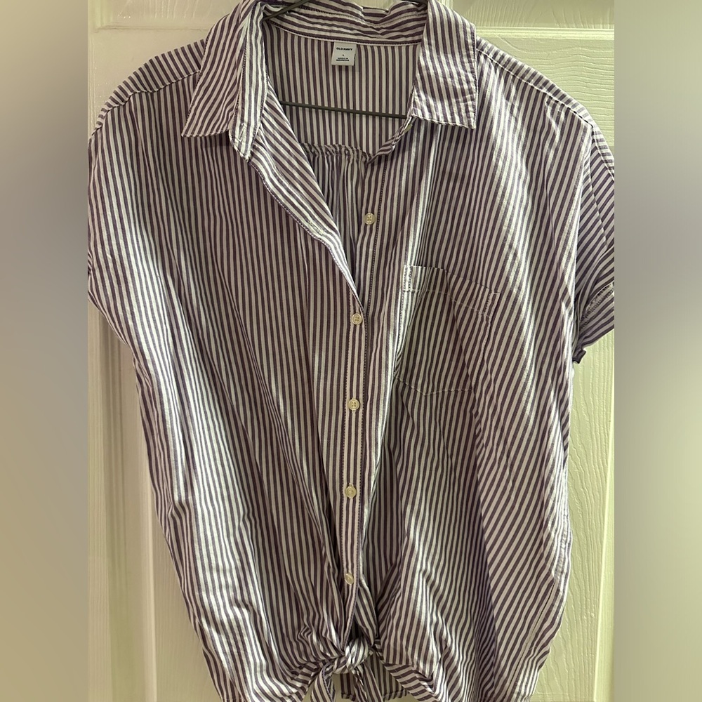 Old navy blouse, Size L - Picture 3 of 4
